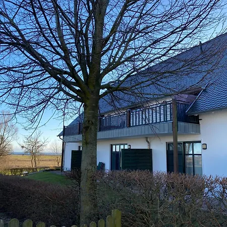 Apartment Ferienwohnung Groß Zicker